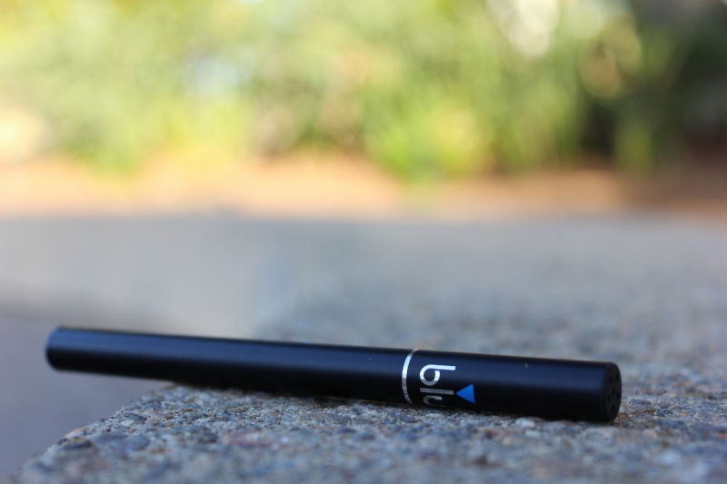 boutique-LA BASTIDE-min_e_cigarette_vaping_blu_cigs_blu_electronic_cigarette_tobacco_cigarette_smoke-637061